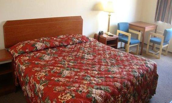 Best Value Inn By Oyo Portland Or South East Exterior photo